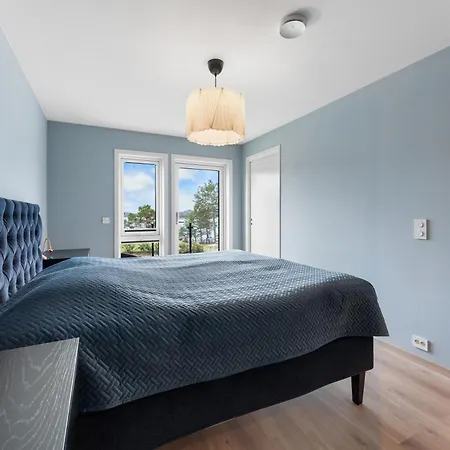 Seaside Serenity - With Sea Access, Langenes